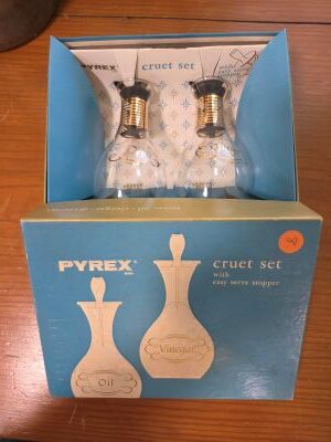 Pyrex Cruets